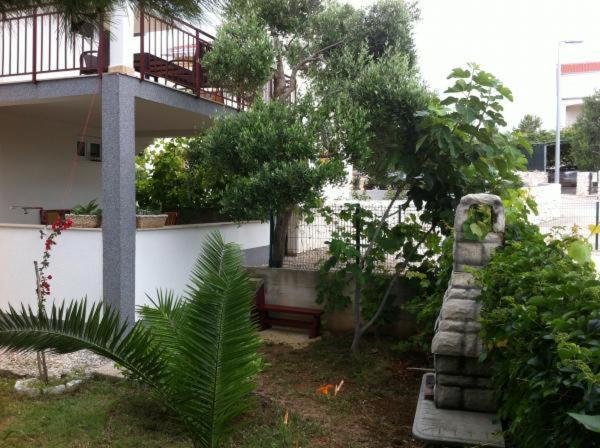 Apartman Lidija Ciovo Τρογκίρ Εξωτερικό φωτογραφία